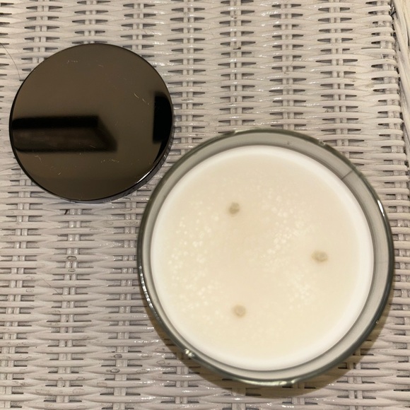 NWT Bath and Body Works ‘The Upside Down’ Stranger Things 3-Wick Candle - Picture 3 of 3